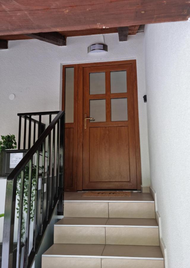 Nortra Apartment โทลมิน ภายนอก รูปภาพ